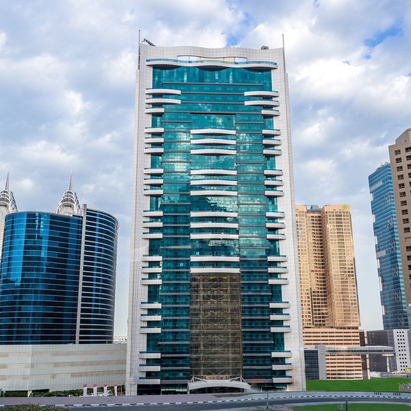 First Central Apartments w Dubaju