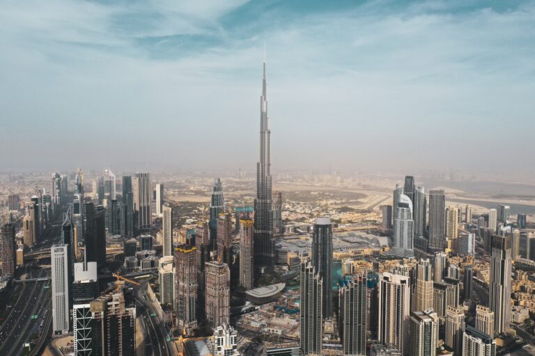Pogoda w Dubaju, Kiedy najlepiej lecieć do Dubaju?