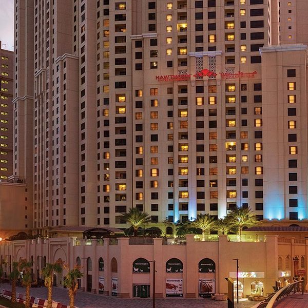 Hawthorn Suites by Wyndham w Dubaju