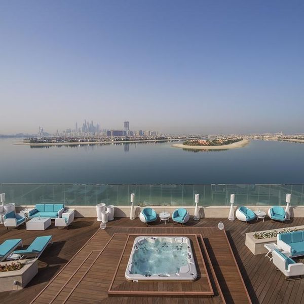 The Retreat Palm Dubai w Dubaju