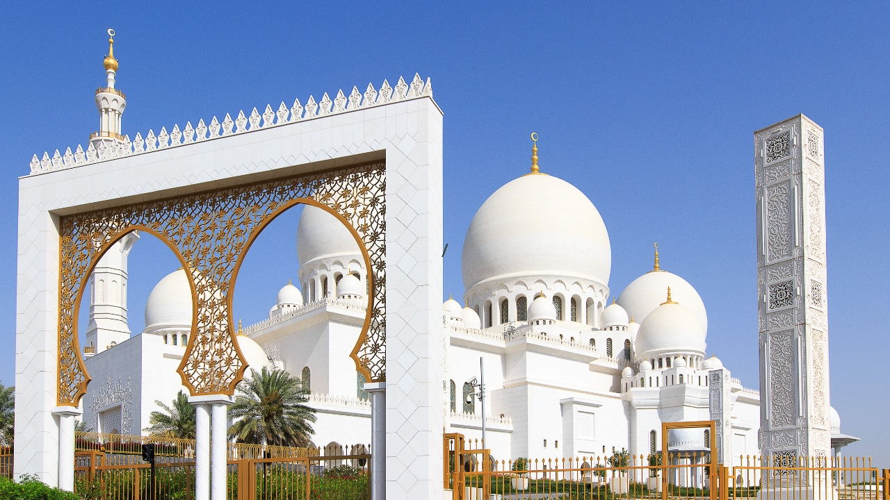Abu Dhabi czy Dubaj porównanie