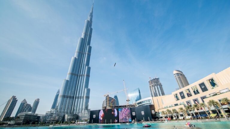 Burj Khalifa – bilety, tarasy widokowe, kiedy warto iść, zwiedzanie
