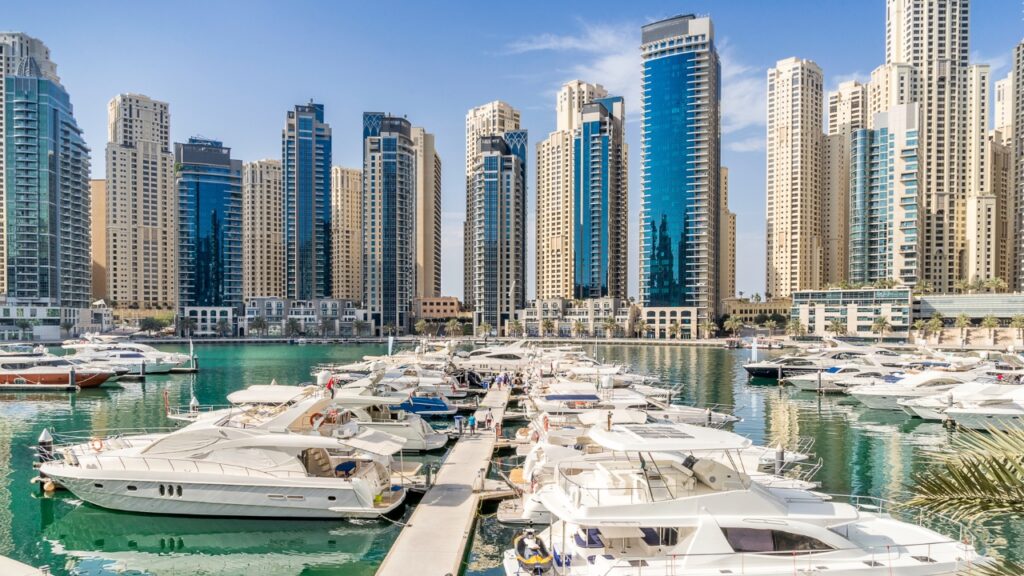 Dubai Marina nocą – rejs, kolacja i widoki