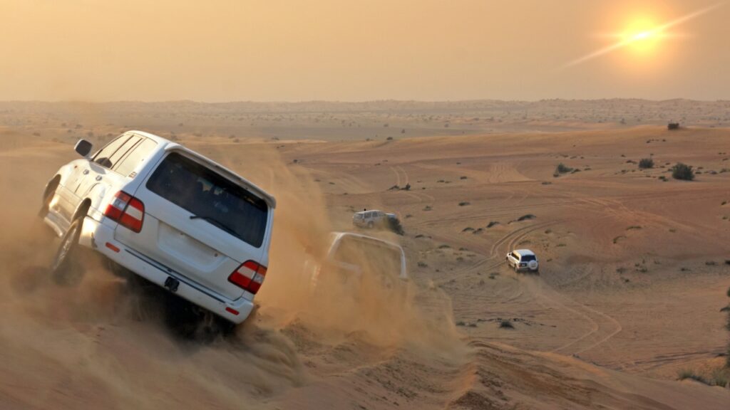 Pustynne safari w Dubaju – rodzaje, ceny, porady
