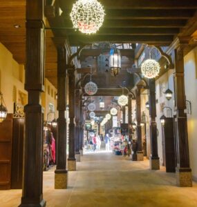 Deira w Dubaju – co warto zobaczyć i czy warto tam nocować?