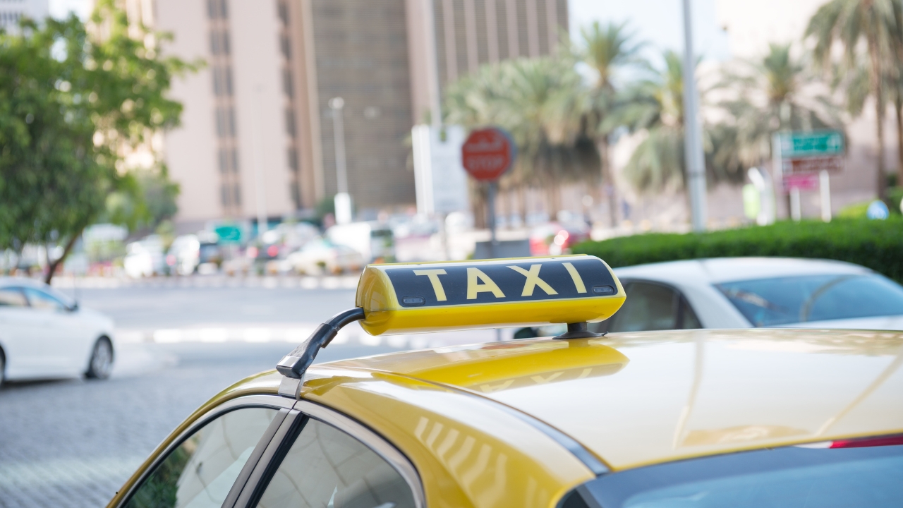 Ile kosztuje TAXI w Dubaju?