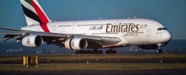 Lotnisko w Dubaju – Porównanie DXB i DWC. Sprawdź, co warto wiedzieć!