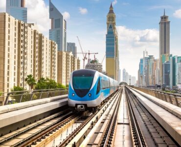 Transport publiczny w Dubaju – wszystko, co musisz wiedzieć