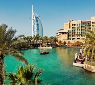 Boże Narodzenie w Dubaju – jak wygląda świętowanie w ZEA