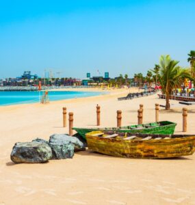 Plaża La Mer w Dubaju – atrakcje, dojazd i wypoczynek w stylu premium