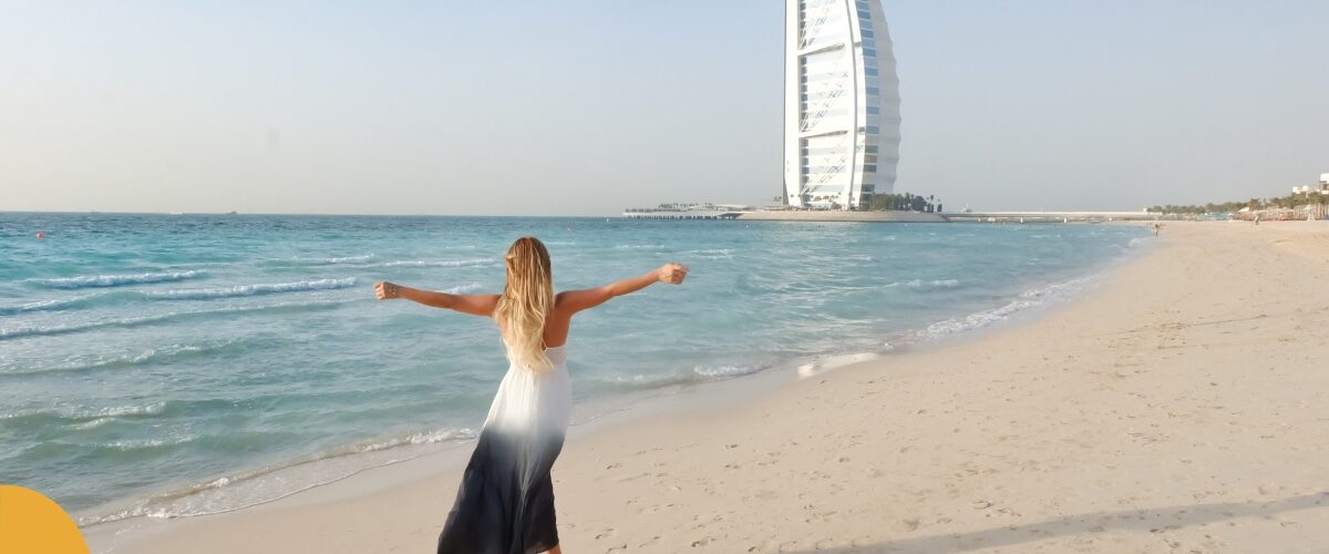 Czy w Dubaju jest podatek turystyczny?